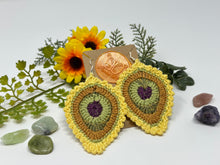 Load image into Gallery viewer, Peacock Feather Earrings - Medium