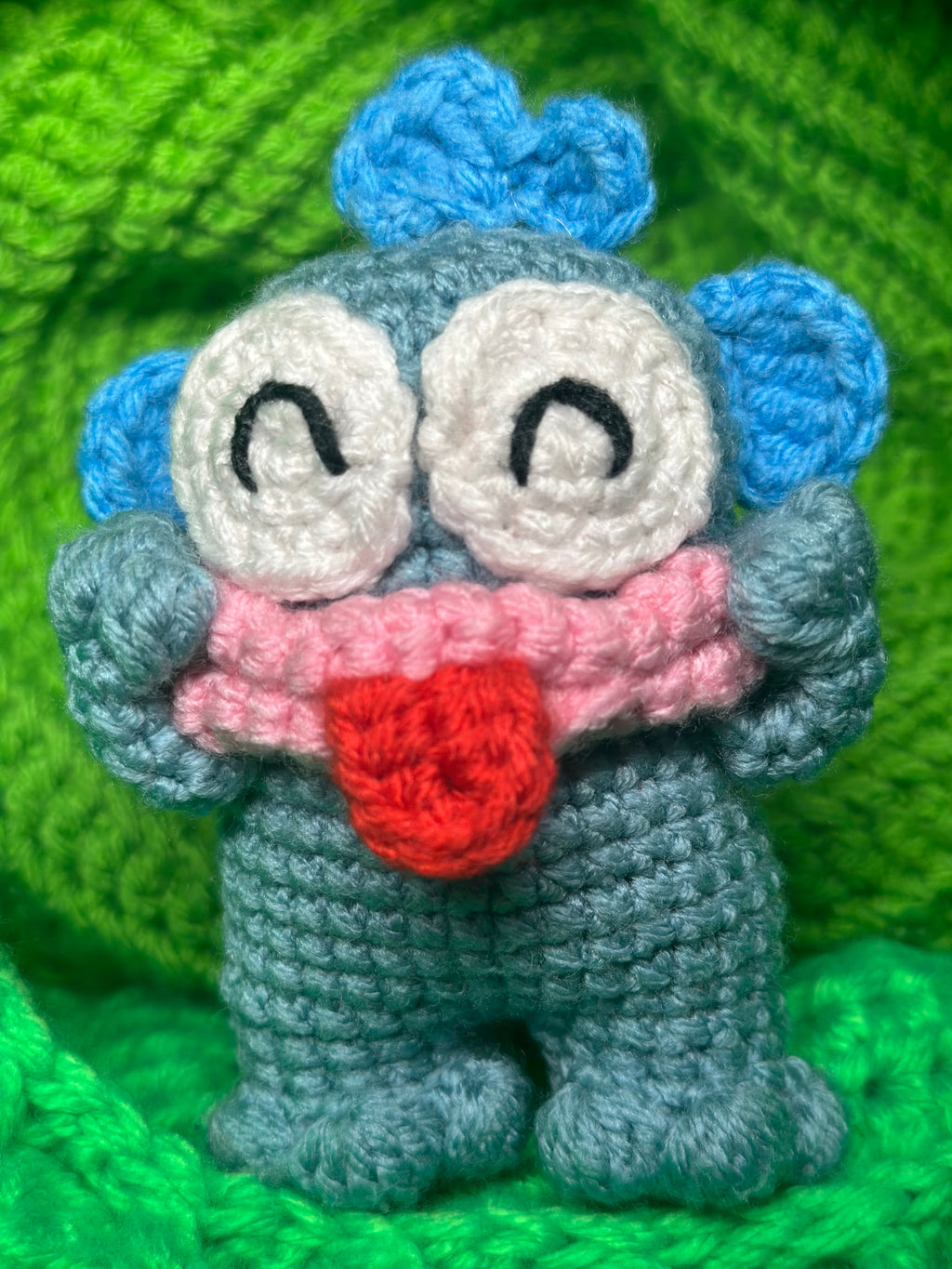 Hangy mini plushie
