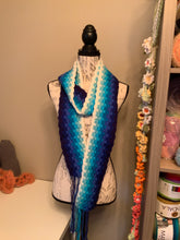 Load image into Gallery viewer, Blue Gradient Scarf 79”
