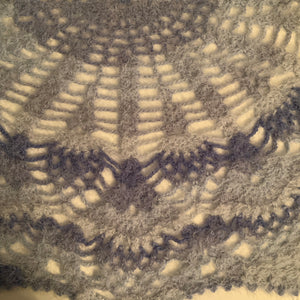 Pineapple Stitch Shawl - Customizable