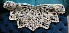 Load image into Gallery viewer, Pineapple Stitch Shawl - Customizable
