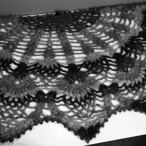 Pineapple Stitch Shawl - Customizable